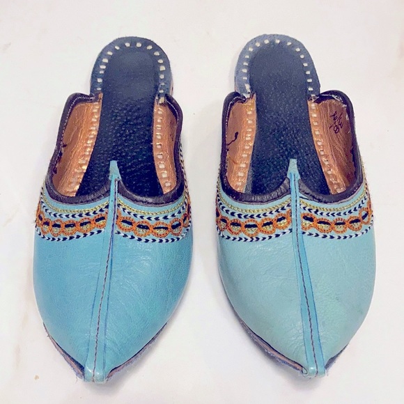 Vintage artisan handmade mule slippers - Picture 3 of 6